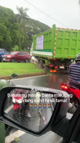 May ibang trucks pa and SUV! Grabe!
