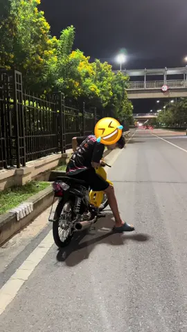 รถแข่ง72/9 ดังได้ใจจริงๆ🤣 #แบบเสิ่นเสิ่น #ttnanowax 