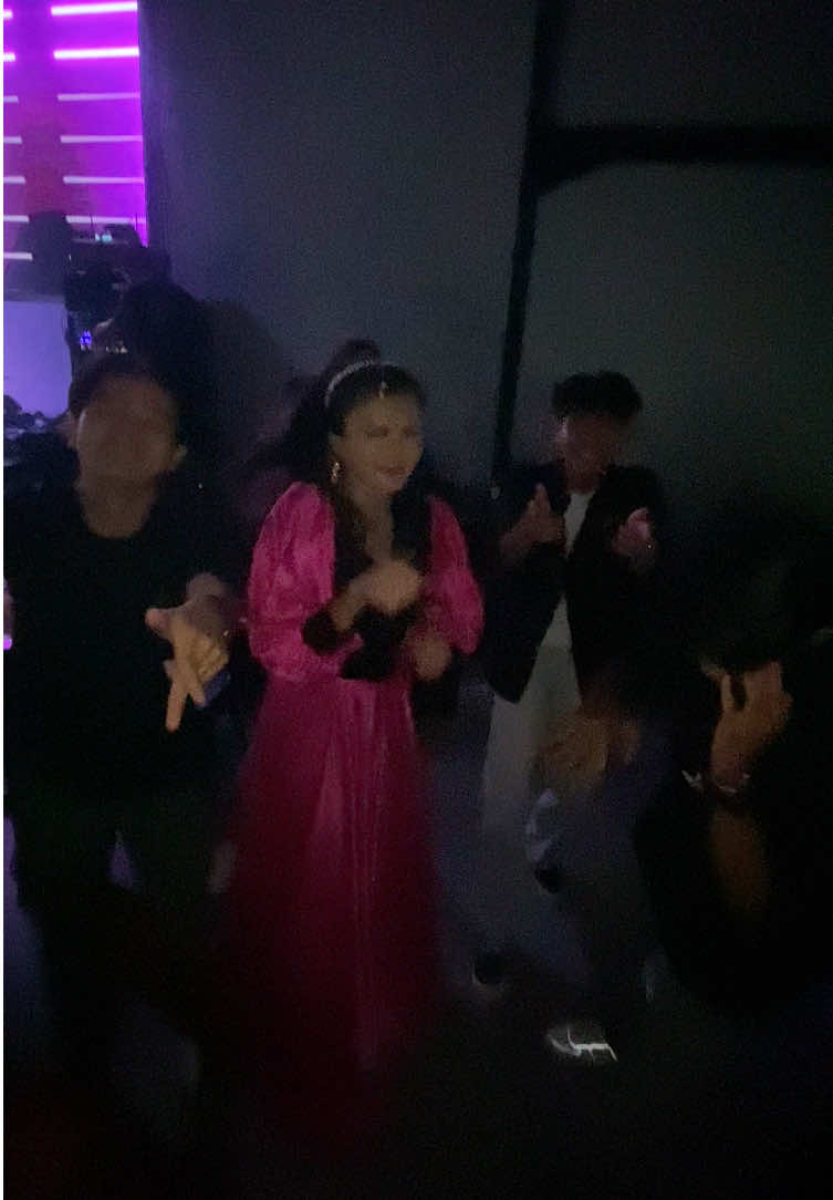 Party halal 🙏🏻🤣 #laksamanamudapekanbaru #konsermusik #putripadang #iput 