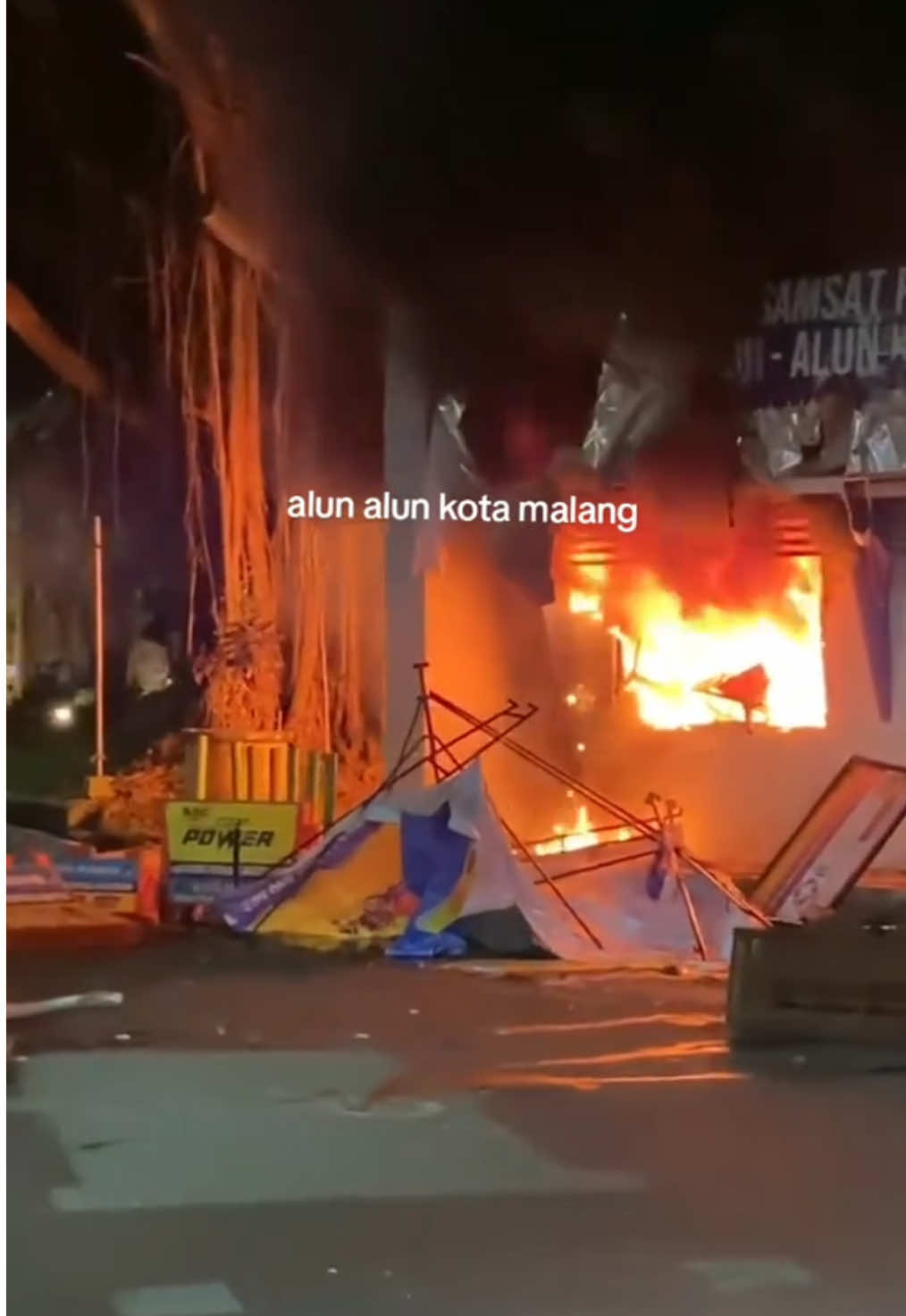 Tragedi demo di berbagai kota 🔥#bubarkandpr #indonesia🇮🇩 #demodpr #viral #tikusberdasi 