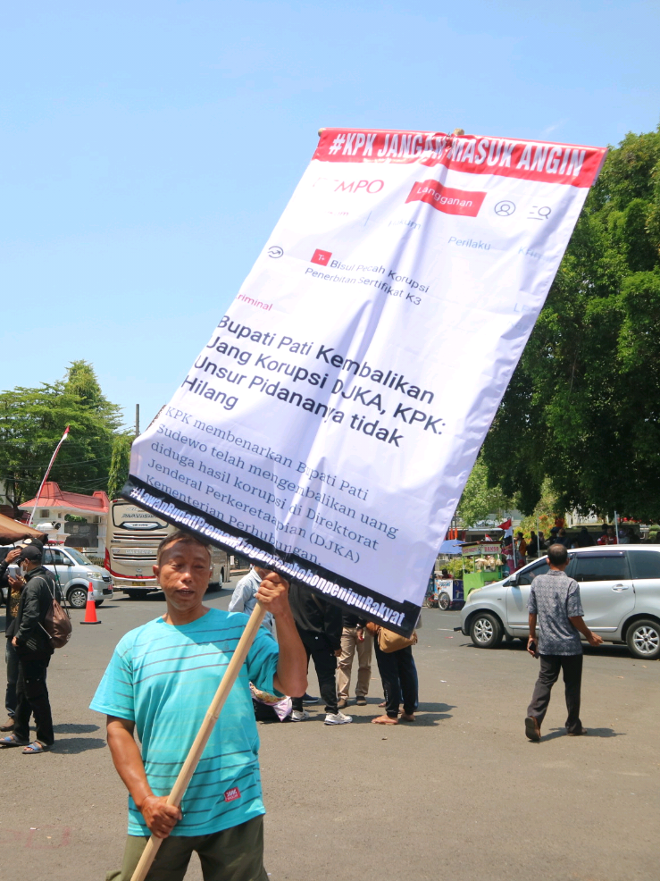Persiapan warga Pati bersatu akan berangkat ke KPK RI Jakarta untuk menggelar aksi, Senin (31/8/2025).  #pati #bupatipati  #KPKRI  #patisakpore 