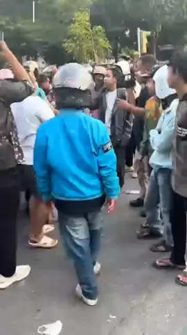 EMAK EMAK TURUN  RAKYAT BERSATU #prabowosubianto #rakyat #PRABOWO #livestream #rakyatmiskin 