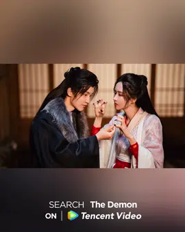 When destiny writes the story, every glance is a spark. ✨ #TheDemon is now streaming hot on #tencentvideo 🔗https://u.wetv.vip/FKKiFKgKH55 Starring: #HuDandan #YangZe #有夭 #胡丹丹 #杨泽 #WeTVAlwaysMore