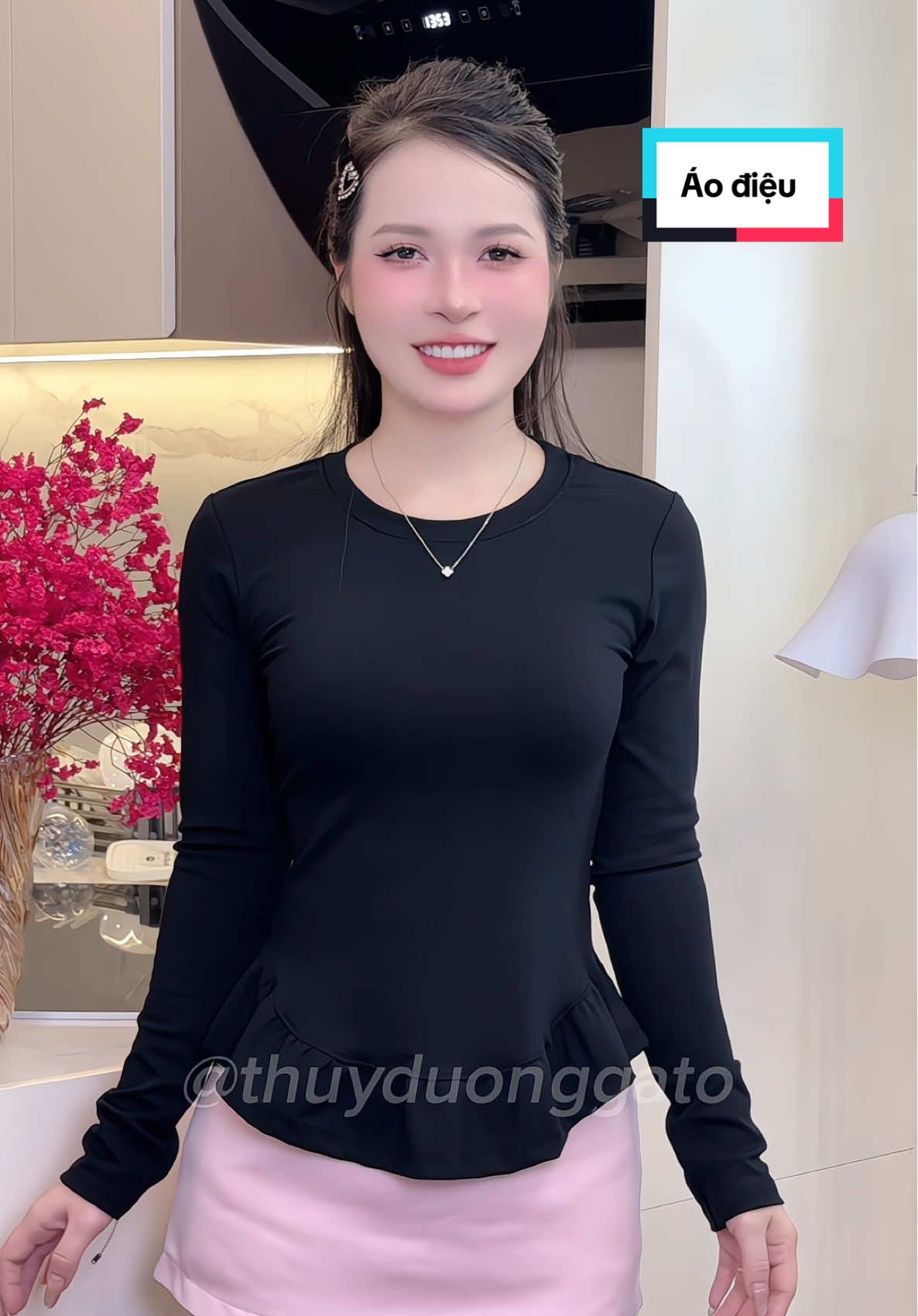 Áo này vừa điệu mà vừa sang, chị em săn liền nhá #duongoi #thoitranghottrend #aothundaitay #aothunbeo #aothunbody 