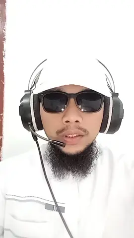 demi meminimalisir tindakan kekerasan yang dilakukan oleh para demonstran di Indonesia, lihat Tik tok untuk sementara mentiadakan fitur live selama beberapa hari kedepan.  tik tok is the best  Tik tok mantap  Tik tok luar biasa  i love you.#tiktok #demonstran #demo #dpr #prabowo 