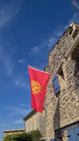 -Kirghizistan, fête nationale de la Déclaration de l'Indépendance du 31 août 1991 -Kyrgyzstan, National Day of the Declaration of Independence on August 31, 1991 -Кыргызстан, 1991-жылдын 31-августу Эгемендүүлүк декларациясынын Улуттук күнү -Кыргызстан, 31 августа 1991 г. Национальный день Декларации независимости #Kirghizistan #Kyrgyzstan #Кыргызстан #independenceday #flag 