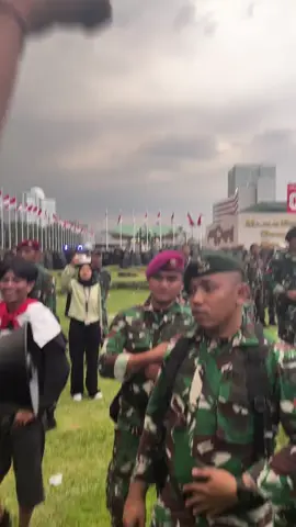 siang ini didepan panas badai tak gentar 😈😈 #fypppppppppppppppppppppp#jakartakeras #fypage #demo2025 #DPRD 