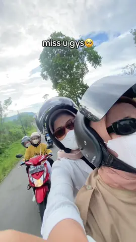 percayalah di balik foto & video bagus ini pas balik motor yang aku bawa dgn wana rem nya blong pas turun udh pasrah bgt😭