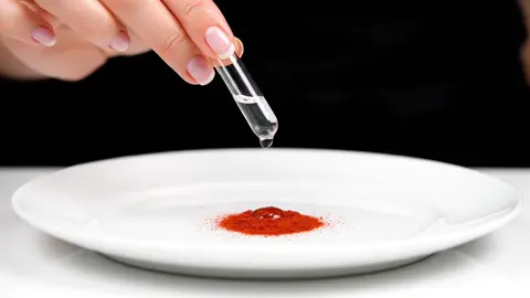 Powdered food isn’t necessarily bad. #ASMR #veo3 #foood #magic #ai 