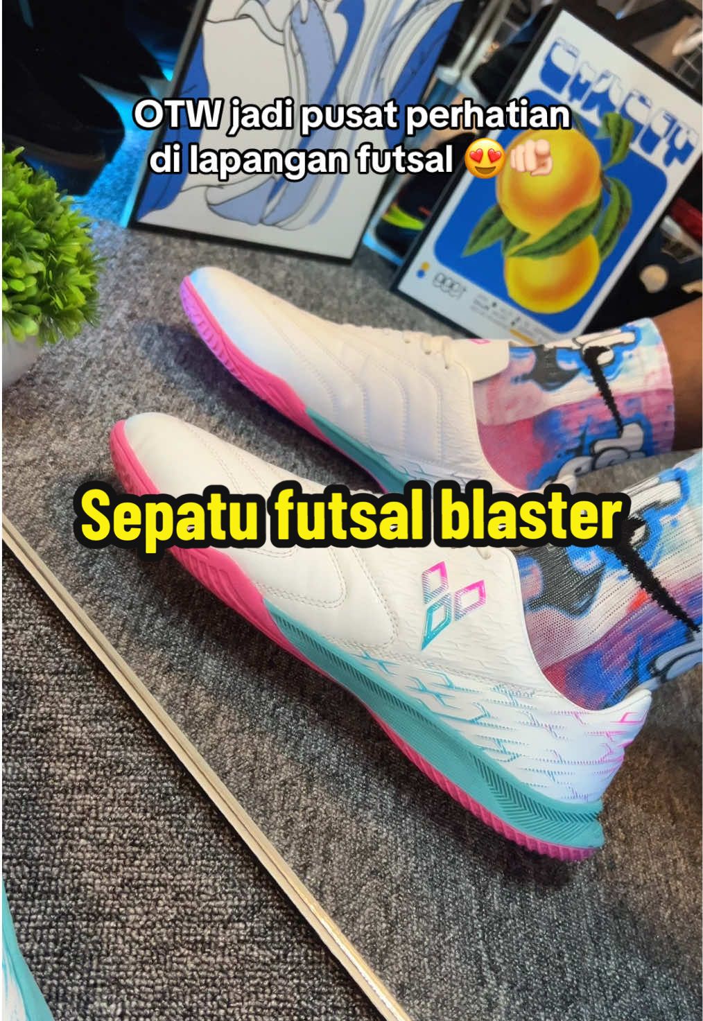 Sepatu futsal blaster warnanya kalcer benerrrr siap jadi pusat perhatian nih #sepatufutsal #sepatufutsaloriginal #lokalbrand 