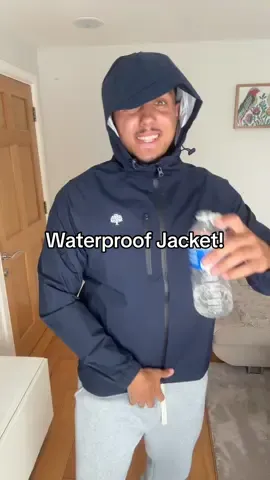 Waterproof jacket for autumn & winter 🤩 #waterproofjacket #jacket #augustdealdrops #autumnfashion #fashion 