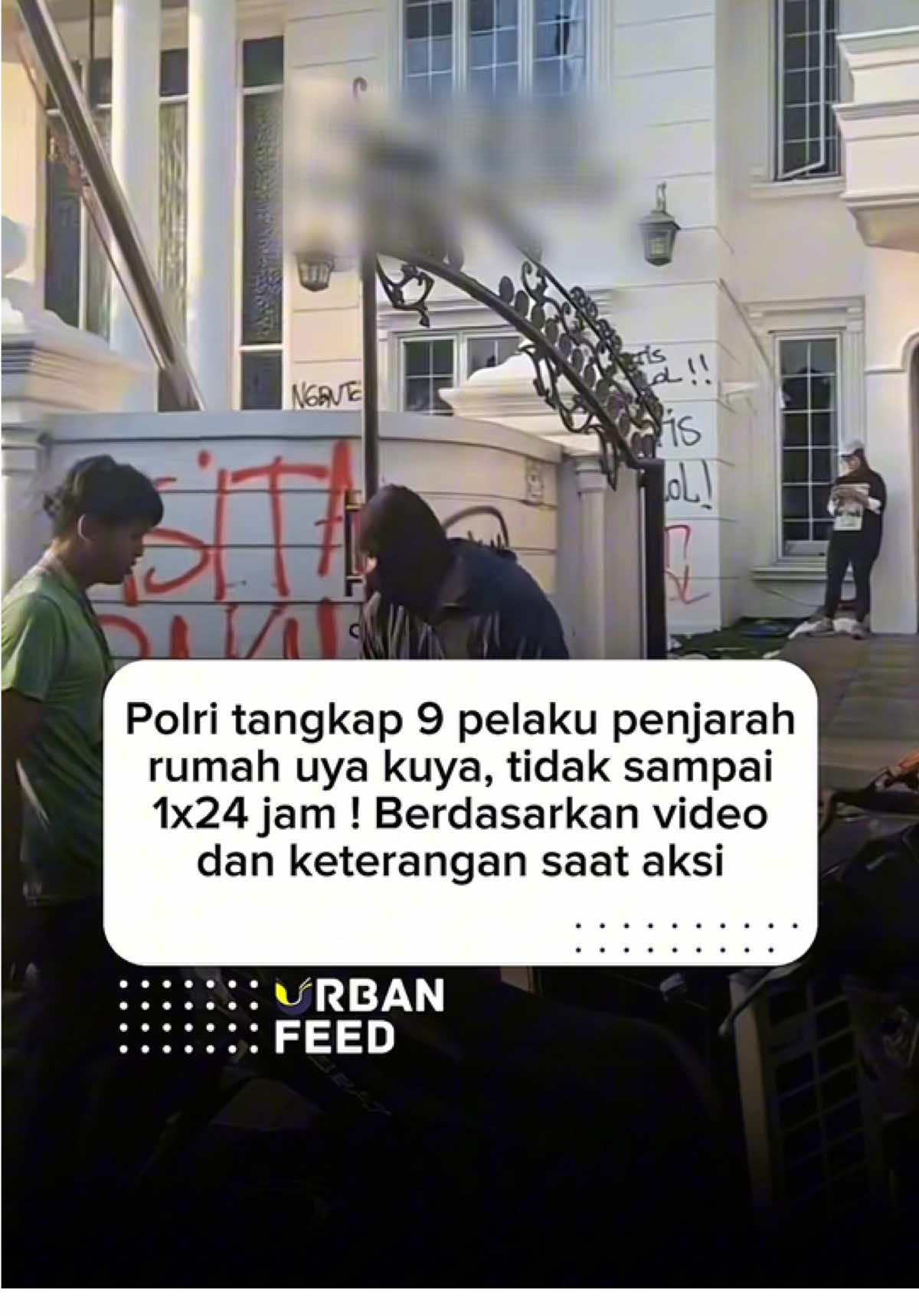 Polres Metro Jakarta Timur menangkap sembilan orang yang diduga terlibat dalam penjarahan rumah anggota DPR RI dari Fraksi PAN, Surya Utama alias Uya Kuya, di kawasan Pondok Bambu, Duren Sawit, Jakarta Timur. Penangkapan dilakukan setelah polisi mengidentifikasi para pelaku melalui rekaman video dan barang bukti yang ditemukan di lokasi. Kasat Reskrim Polres Metro Jakarta Timur, AKBP Dicky Fertoffan, menjelaskan bahwa peran masing-masing pelaku masih didalami. Polisi juga masih memburu pelaku lain karena jumlah yang terlibat diperkirakan lebih banyak dari yang sudah ditangkap. Barang-barang milik Uya Kuya yang sempat dijarah, termasuk perabot rumah tangga, telah diamankan sebagai barang bukti. Penindakan dilakukan oleh tim gabungan Reskrim dan Samapta setelah imbauan dari Polsek Duren Sawit agar massa tidak melakukan tindakan pidana tidak diindahkan. Polisi memastikan proses hukum terhadap para pelaku akan berjalan sesuai aturan, sementara pengembangan kasus terus dilakukan untuk mengejar pelaku lain yang masih buron.