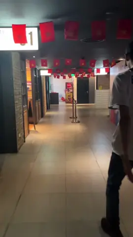 Mưa đỏ - Một bộ phim hay, ý nghĩa, chiếu đúng dịp 2/9. Tiếc là ko cho trẻ em dưới 13t xem. Đâu đó trong bộ phim đã thấy dc hình ảnh ông bà; chú bác của chúng ta đã ngã xuống ở chiến trường thành cổ Quảng Trị. #muado #cgv #quockhanh #nguoilinh #vietnam 