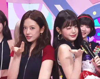 Sinh nhựt annyeongz 🥳#annyeongz #yujin #wonyoung #ive #kpop #fyp #viral #xuhuong 