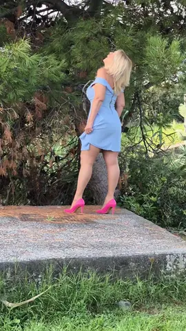 Dancing Queen #pantera #tempesta #mermaid #unicorn #calabria #scalea #butterfly #magical #queenofhearts #dragontamer #fashion #fashionista #FashionistaStyle #modellife #modela #model #italianfashion #influecerdellamodaitaliana  