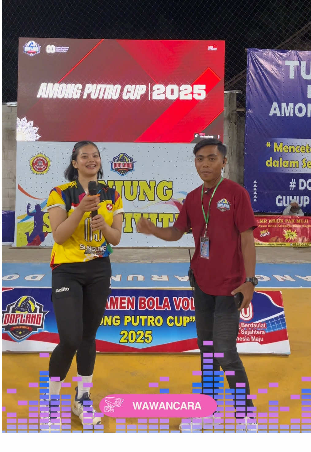 Sedikit banyak wawancara dari mbak @miseellaa  #KTDoplang #voliasik #AmongPutroCup2025 #fyp 