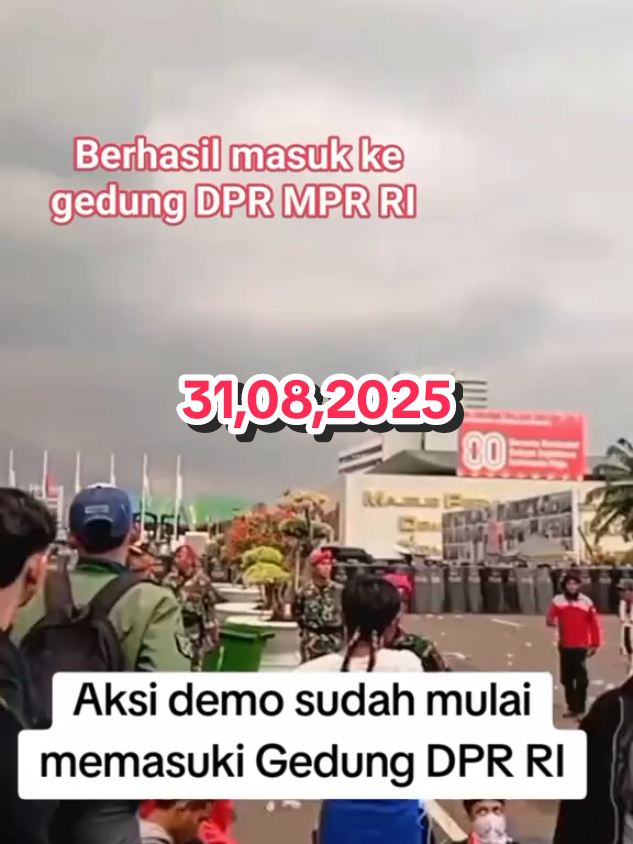 Kawasan Gedung DPR RI.. #DPR #fyp #viral #sorotan #AksiDemo 