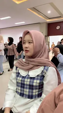 Bangun” wisuda🤣👩🏻‍🎓 #wisuda #trendingtiktok #graduation #wisuda2025 