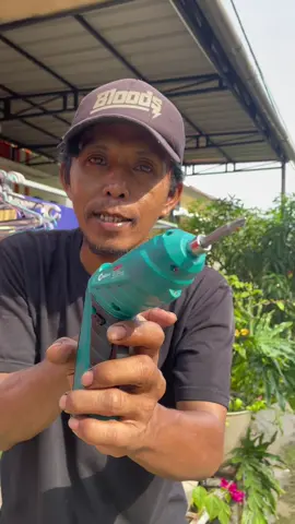 Obeng elektrik bolak balik harga murah bisa juga buat bor mini obeng ini harga murah kualitas mewah#obengelektrik #obengmultifungsi #obengelektrikmurah 