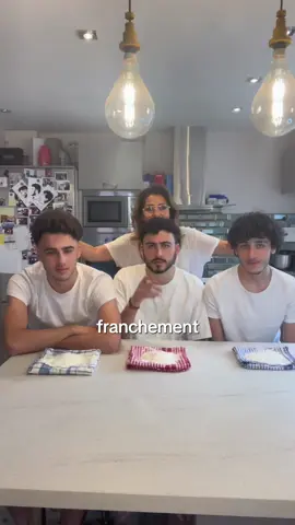 21 ans qu’on vit ensemble mais ils partiront quand ces deux là ? (IG:@raphaelle la maman)(YTB:@raphaelle la maman)#humour @Ethan.dibo @Ben🐐 @La famille 