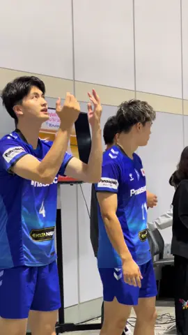 ตัวจริงคือตัวสูงมาก น่ารักคู่เลยครับ 🫶💕🥺 #yujinishida #kanetakotaro #volleyballjapan #osakablueteon  #nipponhakubangkok2025