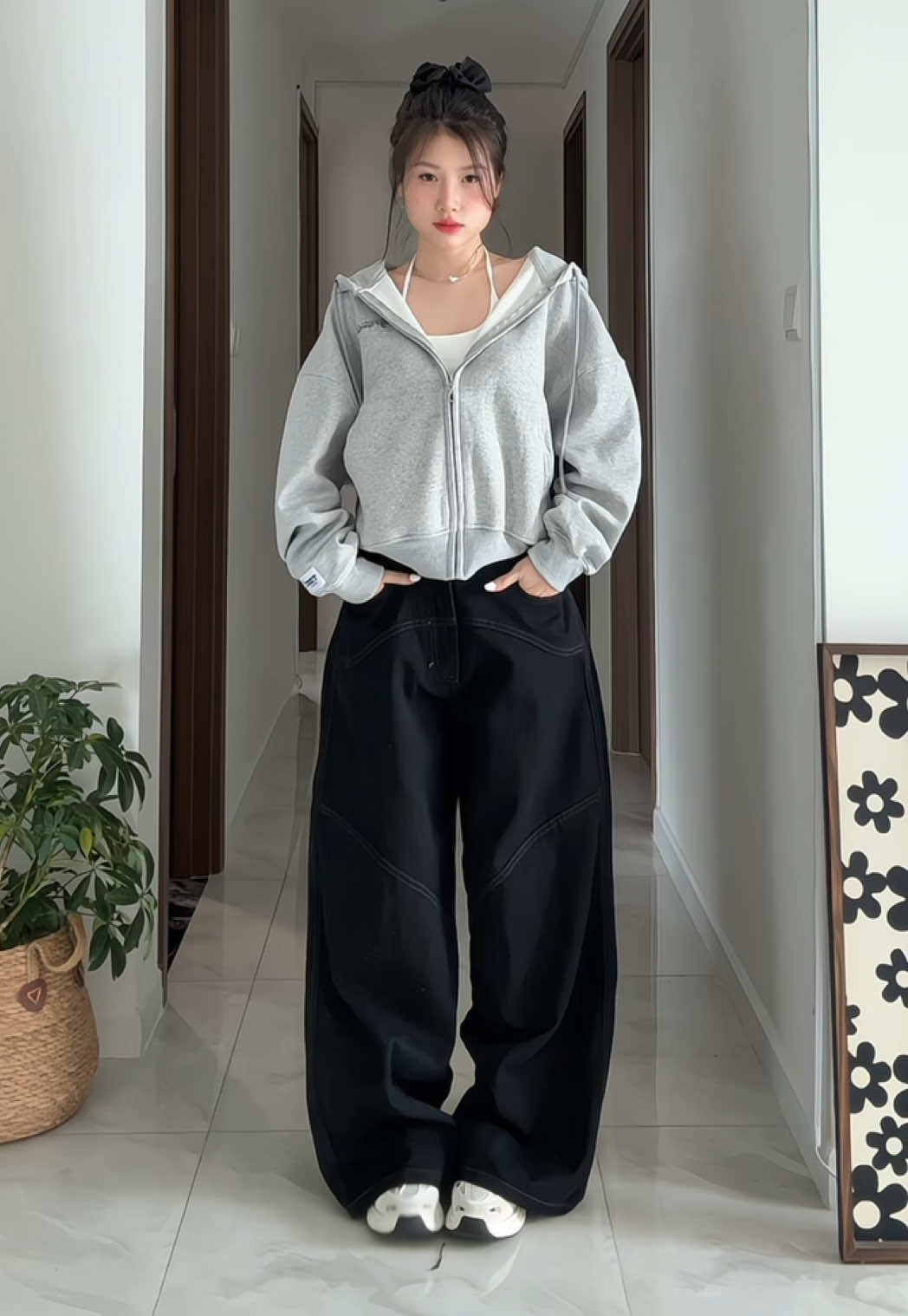 Đơn giản thui, xám đen trắng @Teezo.Club #thaochunreview #TikTokFashion 