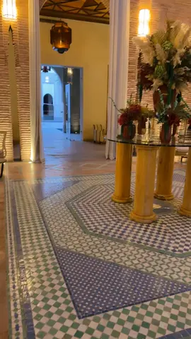 Marakash maroco #traveltiktok #trendingsong #maroco🇲🇦algeria🇩🇿tunisia🇹🇳 #pageforyou_🔥trending👌video❤️ 