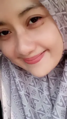 jelas kali garis nya🤪🤪