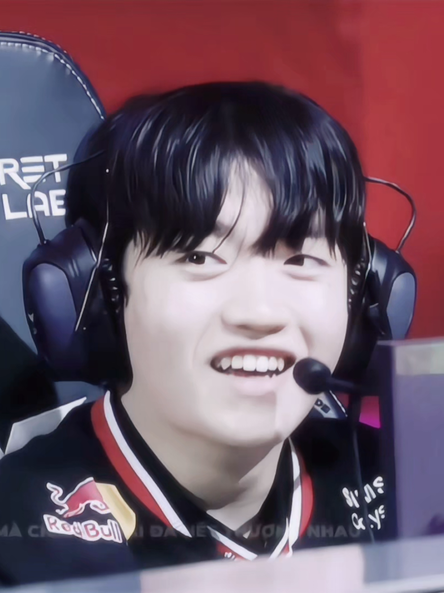 Minseok mà chị biết là đứa nhỏ sẽ không dễ dàng bỏ cuộc và chịu khuất phục.  #T1WIN #Keria #케리아 #fyp 
