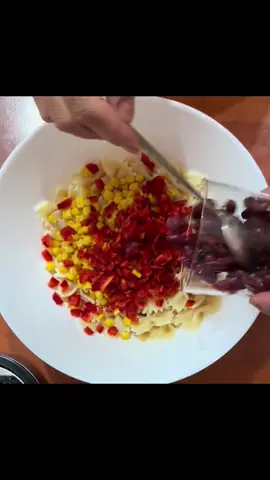 #reteta -paste,fasole ,ardei capia ,porumb ,ton,lămâie , maioneză ,sare , piper .#cooking #cookingtiktok #viral #😍😍😍 #❤️❤️ #amintire 