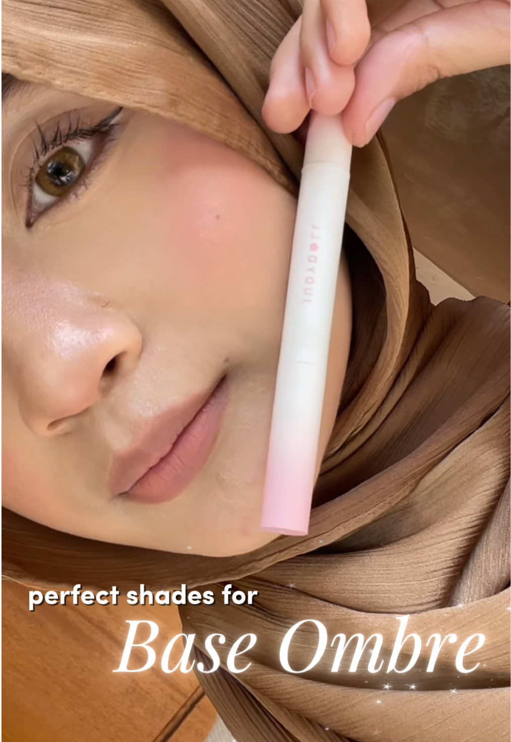 Inii lippies fav aku buat bikin nude lips, lip cushion by @Judydoll Indonesia ✨ #makeup #lipnude #lipviral #promomakangajian #baseombre 