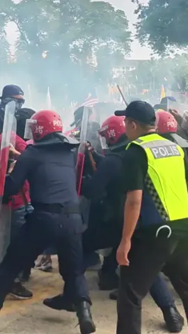 Tahun lepas kena tahan sebab RXZ. Tahun ni kena, speedtrap siap panggil geng. Kali ni betul-betul PDRM hilang sabar! Syabas semua akhirnya..... #SambutanHariKebangsaan2025 #KualaLipis #Lipis 