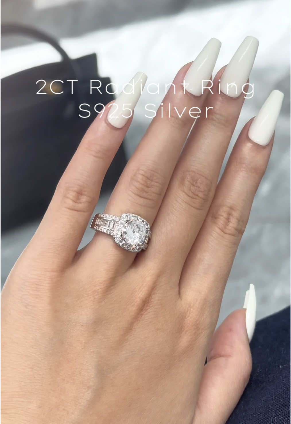 Elegant Ring💍❣️ Love it #ring #sterlingsilverring #s925 #tarnishfreejewelry #hypoallergenicearrings 
