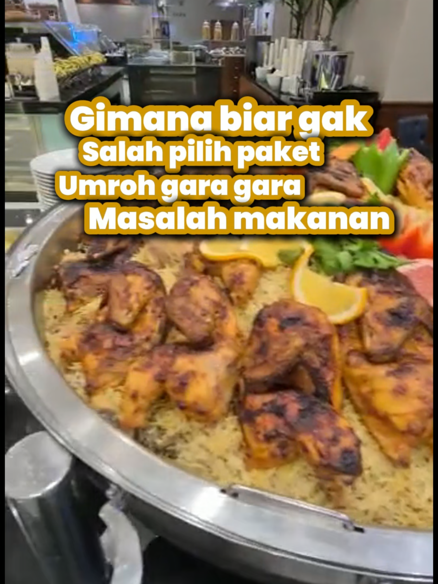 Masalah makanan sering bikin ibadah umroh kurang maksimal. Nggak mau kan kalau makananmu monoton, nggak sesuai selera, atau bahkan telat disajikan? Tenang, ada tips jitu biar kamu nggak salah pilih paket umroh dan tetap bisa makan enak di sana! #TipsPilihTravel #MakananUmroh #KulinerMekkah #TipsUmroh #FasilitasUmroh #PanduanUmroh #UmrohLancar #Umroh #Haji #Mekkah