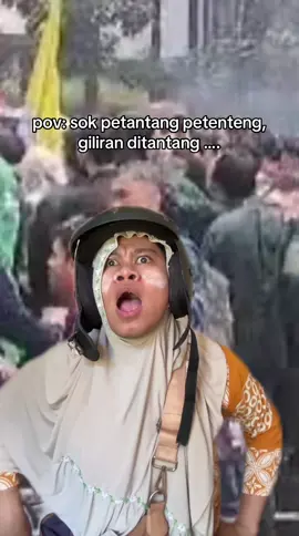 jawab sendiri 😭