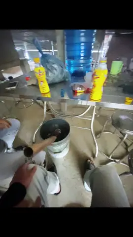 Rồi anh nhà đâu sao để chị nhà làm thế này có ổn khongg 😆#Xuhuong 