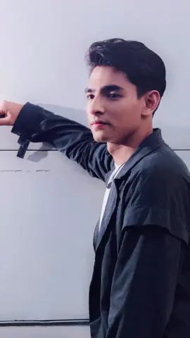 Navyyy kita pacaran bertiga mau yaa heheh😭😭 Yang mau save izinnn 😚  #harryvaughan #harry #fyppppppppppppppppppppppp #asmaragenzsctv #harryvaughanedit 