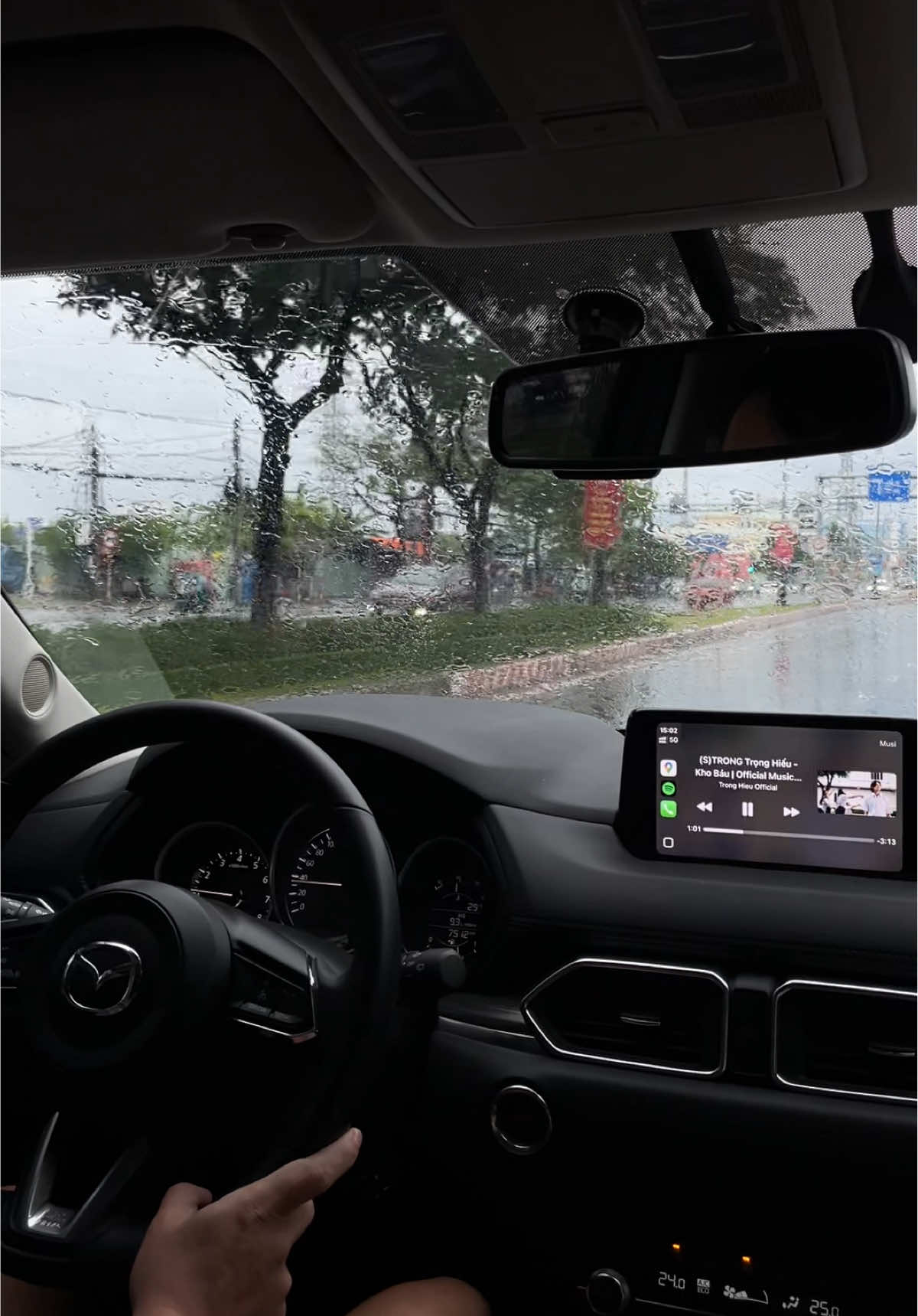 Kho báu 🌧️🌧️🌧️ #rain #fyp #trending #danang #mazda 