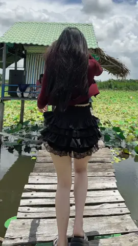 Chân váy này mua hong phí #hottrend #thoitrang #xuhuongtiktok #viral #foryou 