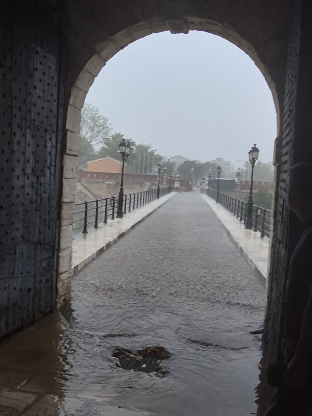 Trapped in a fort in Corfu 🙃 🇬🇷 #greece #corfu #storm 