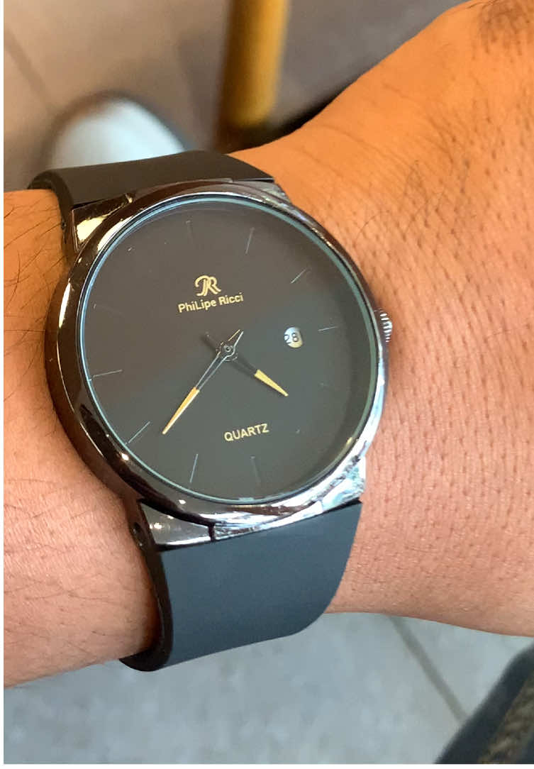 Buruan diorder jam tangannya jangan sampai kehabisan #jamtangan #jamtanganviral #jamtanganmurah #jamtanganoriginal #jamtanganpria 