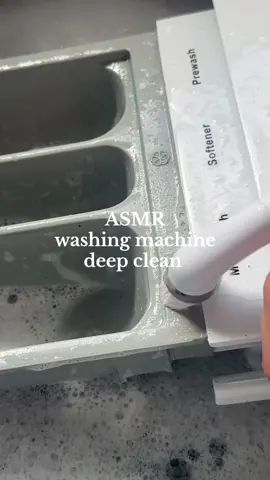 Things you should clean before holiday, part 2 ✈️ ASMR washing machine clean 🧼 Leaving it dirty while you're away can cause mould and bad smells to build up 🤢  #CleanTok #asmr #clean #cleaningtiktok #cleaning 