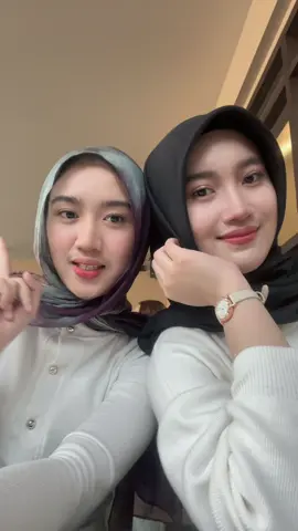 twinnie @kireipikaca 