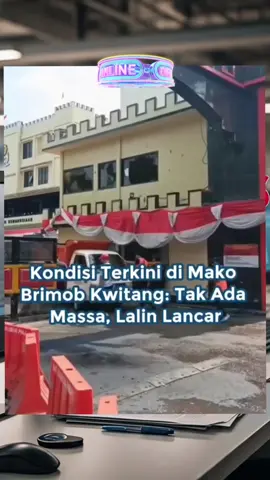 Kondisi Mako Brimob Kwitang, Jakarta Pusat, pada Minggu (31/8/2025) pagi, terpantu tak ada pergerakan massa.  Jalan Kramat Kwitang pun sudah bisa dilalui kendaraan.  Minggu pagi, tampak petugas membersihkan lokasi yang malamnya menjadi lokasi demonstrasi.  Pada Sabtu (30/8/2025) malam, kondisi di sekitar area Mako Brimob Kwitang sempat gelap gulita sewaktu terjadinya bentrokan antara pedemo dan polisi. #brimob #kondisisesudahdemo #kwitang