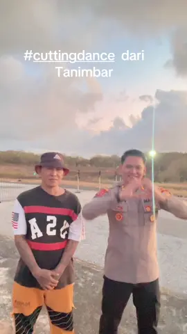 #cuttingdance dari tanimbar @🇮🇩YoziY 04DF20🙏🖤🙏🇮🇩🇪🇸 #saumlaki #fyppppppppppppppppppppppp 