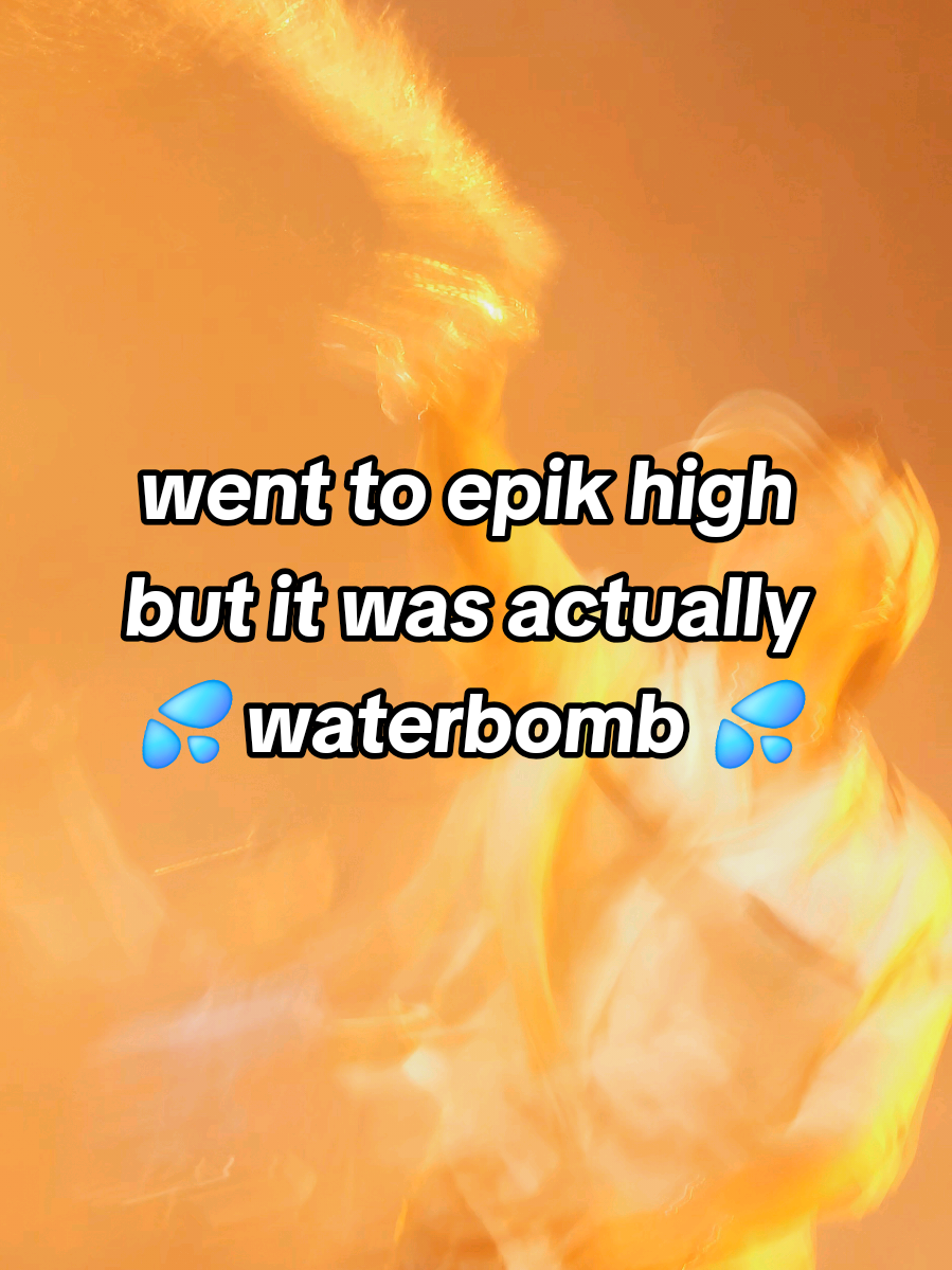 water spraying compilation cos I went for epik high, but as per traditions, you go back feeling like you went for waterbomb. 250829 Epik High Asia Tour in Singapore 2025 @Epik High #에픽하이 #EPIKHIGH #EpikHighAsiaTour2025 #EPIKHIGHinSINGAPORE #waterbombsingapore 