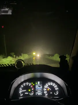 Rainy drive💓#safi #foryou #premio #throttle 