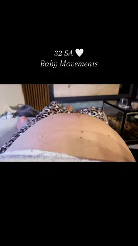 Réussir à capturer ces mouvements ce matin 🥰 | #Babybump #Babyoctober #Babymovements #Grossesse #Babyboy 