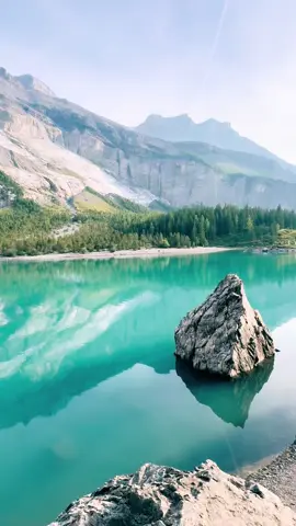one of the most beautiful mountain lakes in Switzerland 📍Oeschinensee, Kandersteg, Bern 🇨🇭#nature #Hiking #switzerland #sea #mountain 