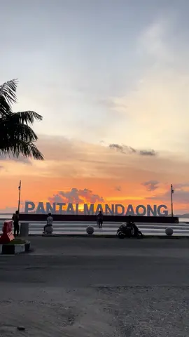 #fyppppppppppppppppppppppp #fypシ #mandaongpantai #bacanselatan🏝 #malukuutarapride🏝🔥fypシviral 
